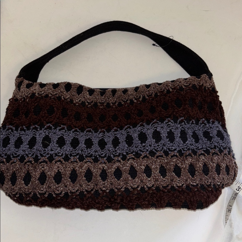 MAROON BLUE BROWN CROCHETED CHENILLE SHOULDER BAG WITH BLACK FELT STIFF HANDLE